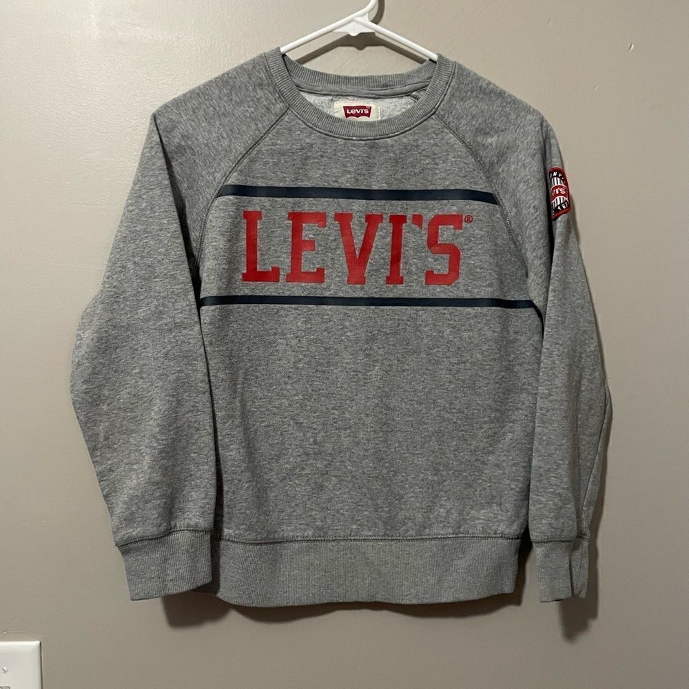 Levi’s sweatshirt 